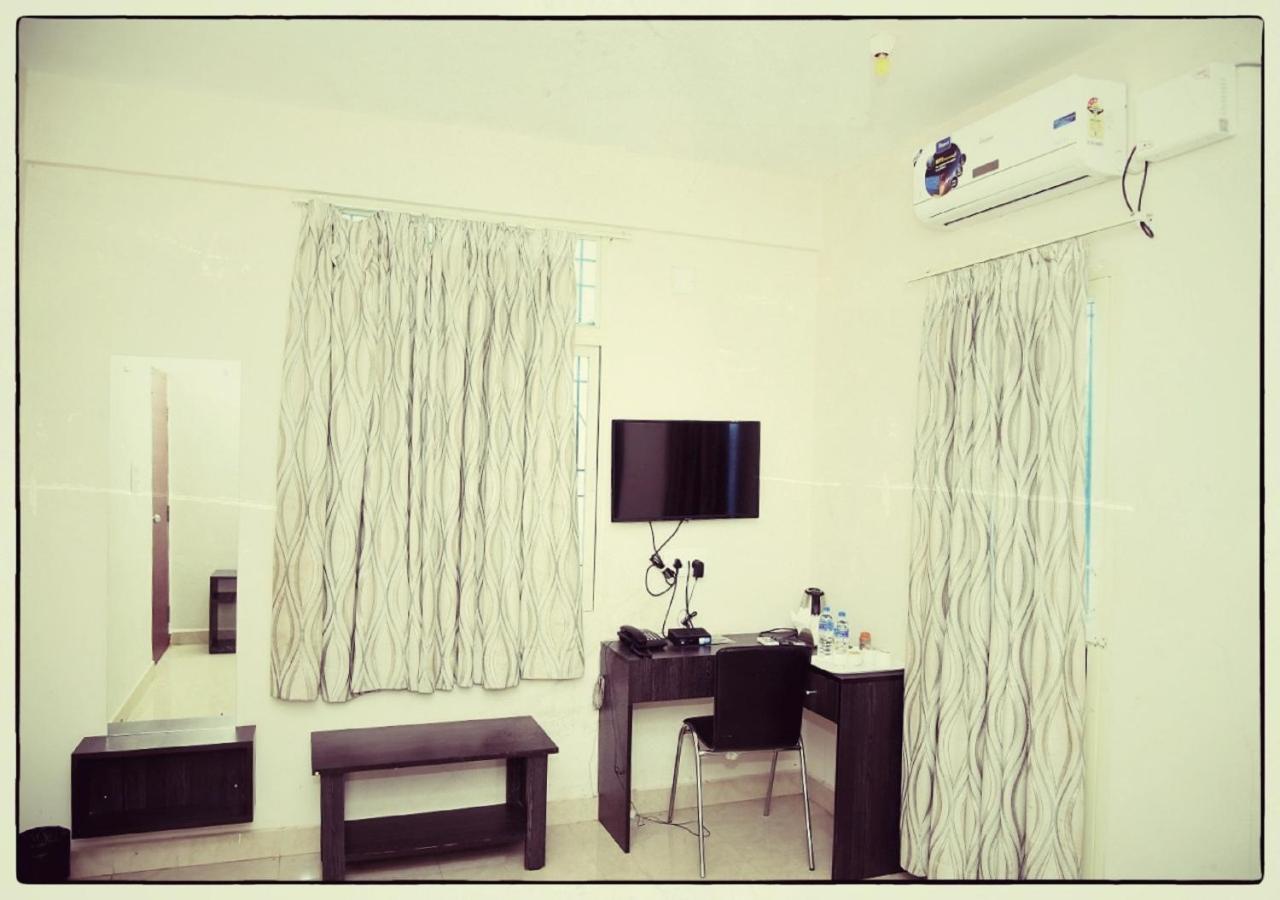 Orange Corner Bangalore Airport Hotel Екстериор снимка